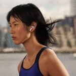 ⁦Apple AirPods 3 Genaration Ecouteurs Bluetooth Sans Fil 100% Wireless Blanc iOS⁩ - الصورة ⁦4⁩